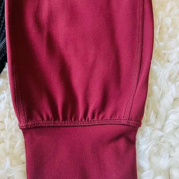 Lululemon jogger pants, size 6 - Picture 3 of 5